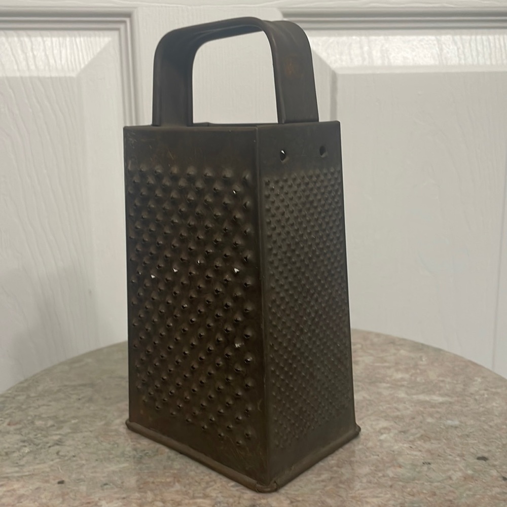 Vintage Rustic Metal Hand Box Grater/Shredder/Slicer.